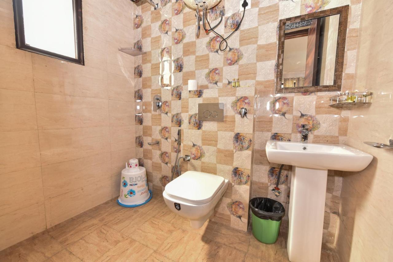 Hotel Luxury Collection Gurgaon Esterno foto